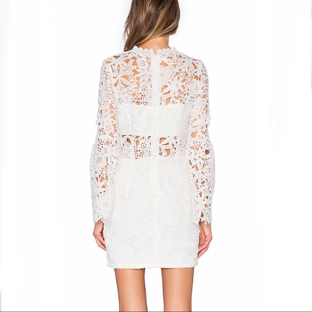 ENDLESS ROSE Willamette Lace Dress - Picture 4 of 8